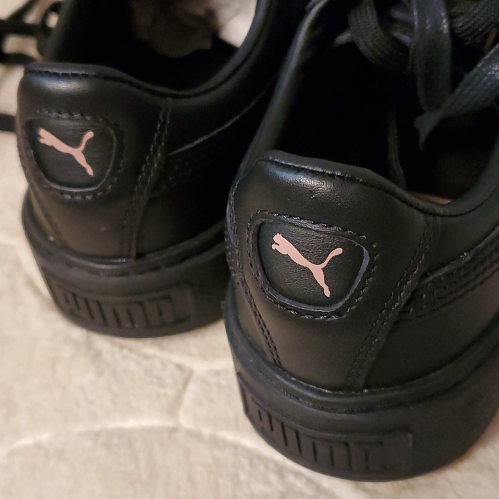 Puma Rose Gold Metallic platform Sneakers - Picture 4 of 5